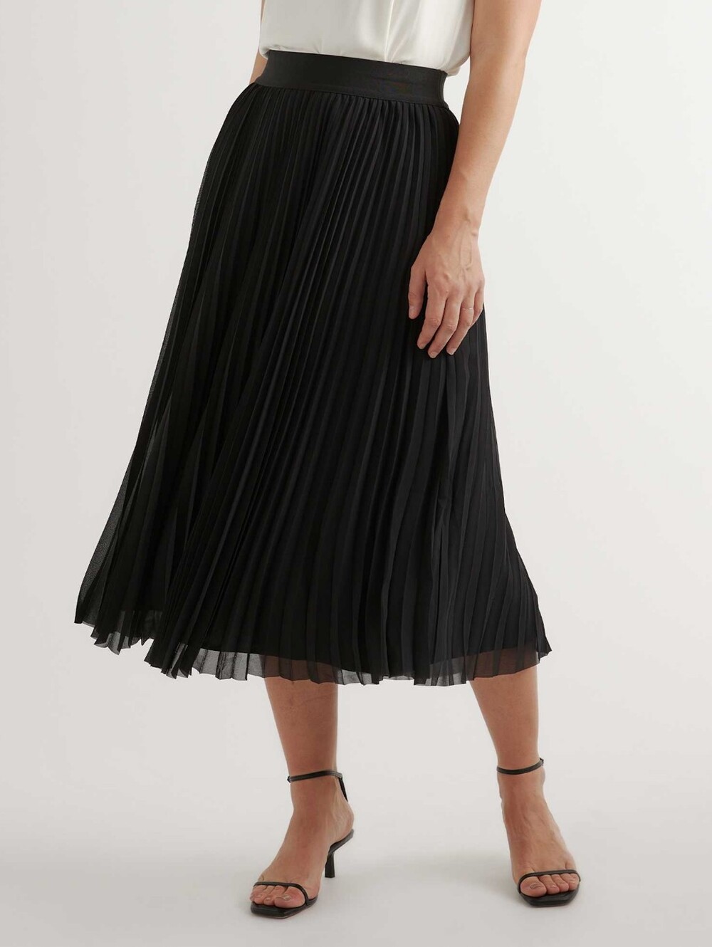 Quince Chiffon Pleated Midi Skirt in Black